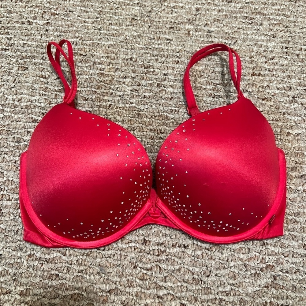 Victoria’s Secret bra